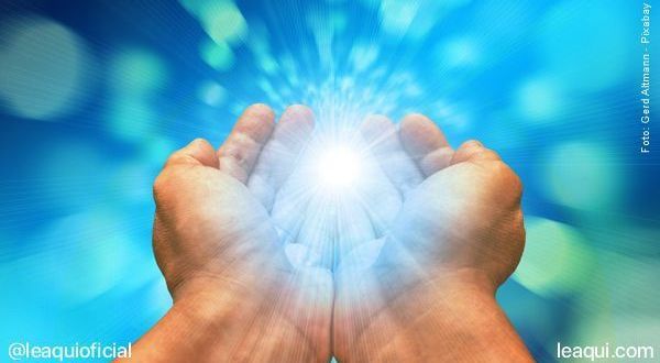 O MAGNETISMO E O PASSE ESPÍRITA